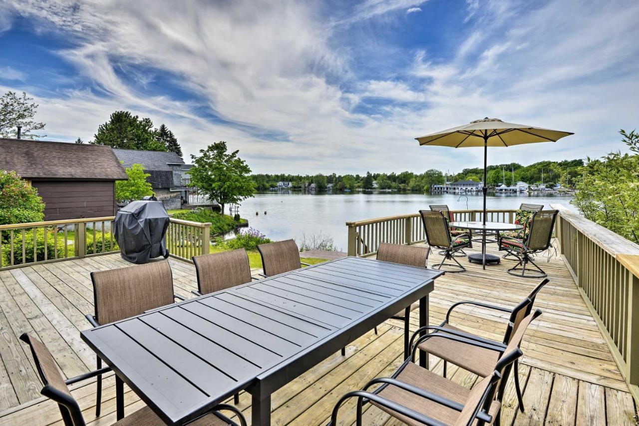 Family Cottage On Chaumont Bay, Walk To Downtown Exteriör bild